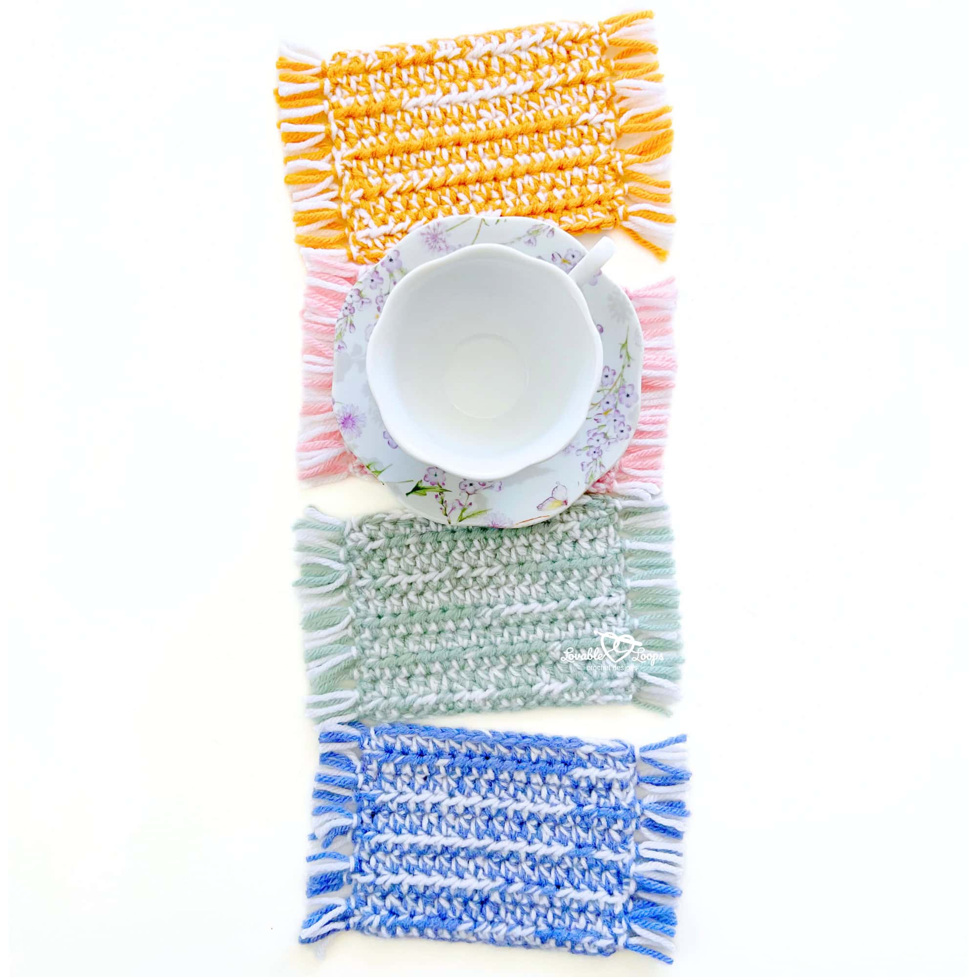 Crochet mug rug pattern (modern, quick & beginner-friendly)